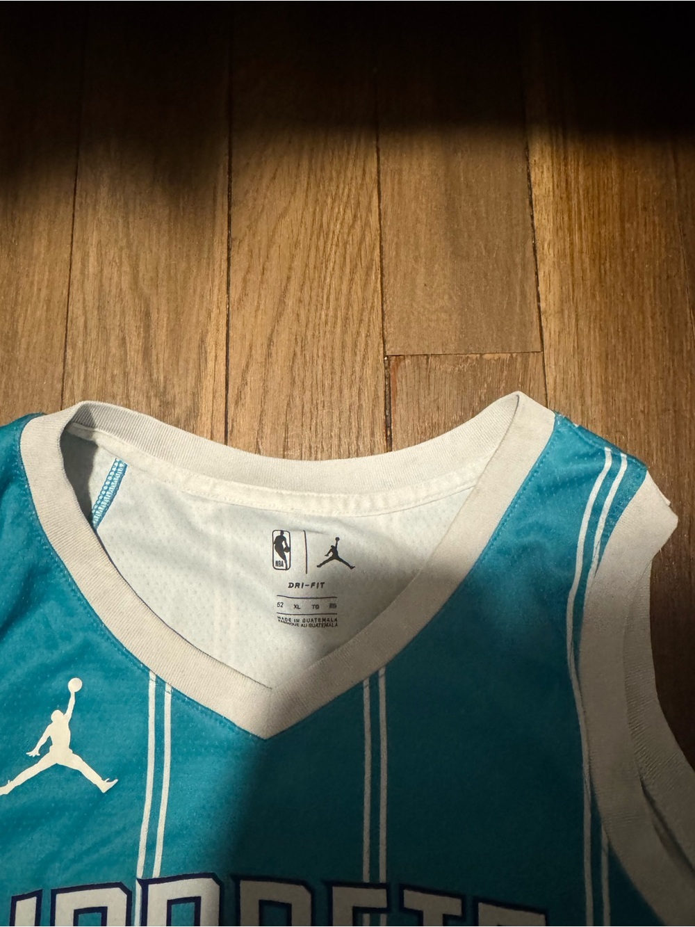 Lamelo Ball #2 NBA Teal Charlotte Hornets Jersey Size XL - Picture 2 of 6